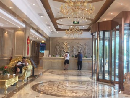 V-MAX威斯风尚酒店(北京石景山万达广场店)