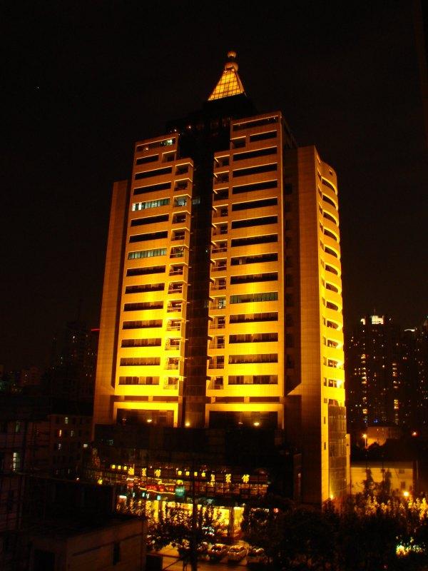上海中电大酒店