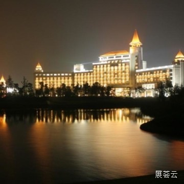 上海美兰湖皇冠假日酒店